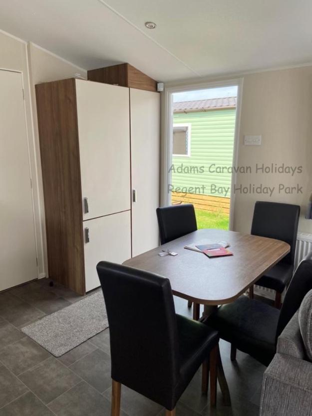 Adams Caravan Holidays 莫克姆 外观 照片